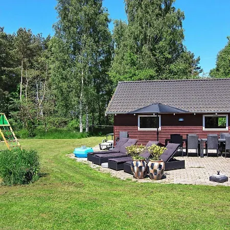 10 Person In Vaeggerlose-by Traum *