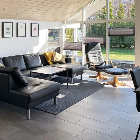 Holiday home 10 Person In Vaeggerlose-by Traum *