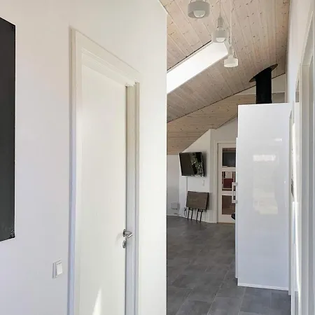 10 Person In Vaeggerlose-by Traum *