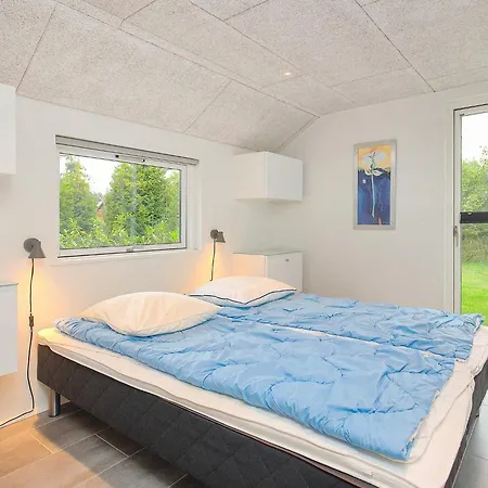 Holiday home 10 Person In Vaeggerlose-by Traum
